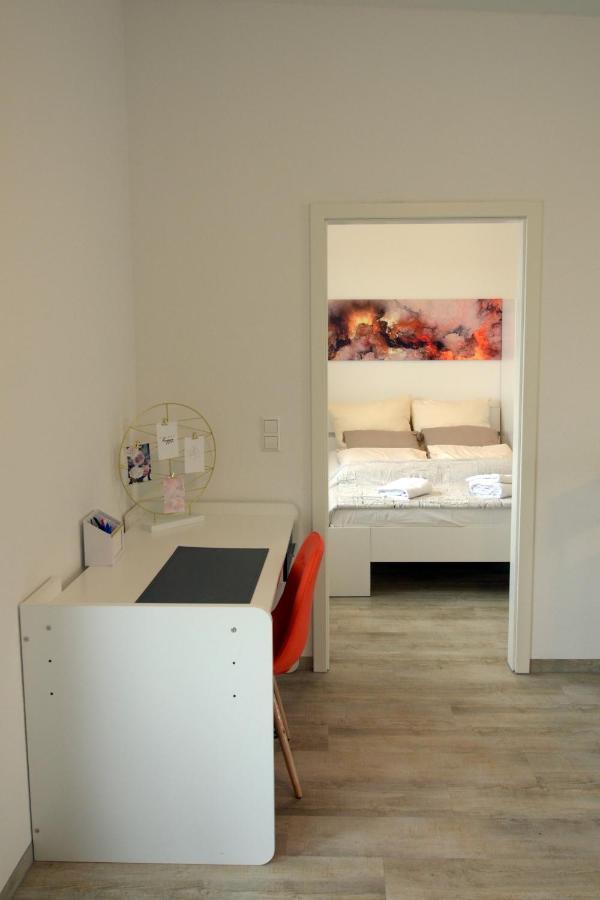 Unique Zentrale Moderne 2 Zimmer Wohnung Nahe Dem Park Villingen-Schwenningen Exterior photo